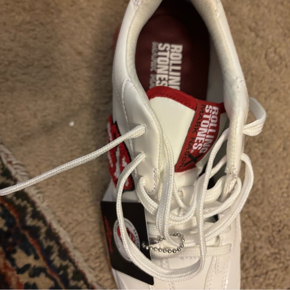 Rolling Stones sneakers by sketchers new unused size 9.5 - Picture 6 of 8